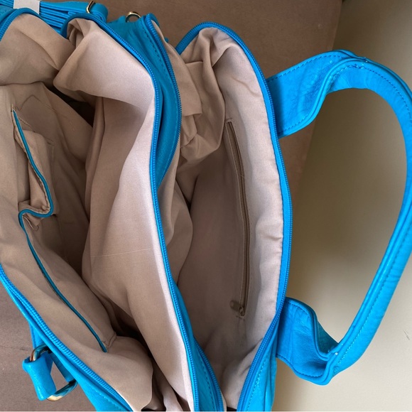 Turquoise bestini handbag - Picture 3 of 5